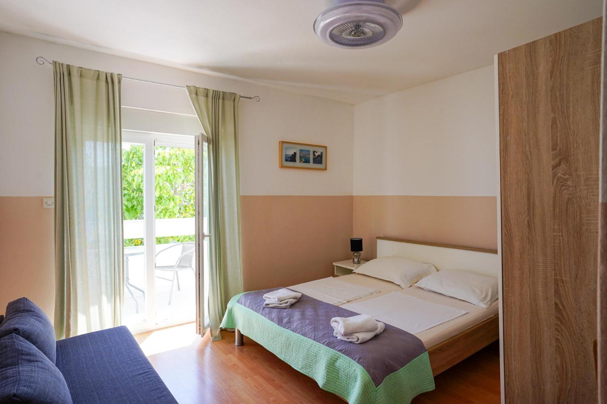 Apartments Barica Кърк Екстериор снимка